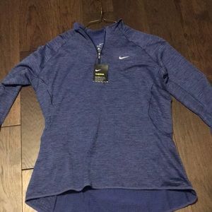 NIKE THERMA HALF ZIP